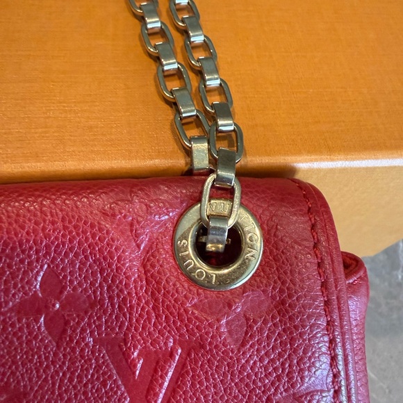 Louis Vuitton Saint Germain or St. Germain PM Red Crossbody Bag - Picture 3 of 12